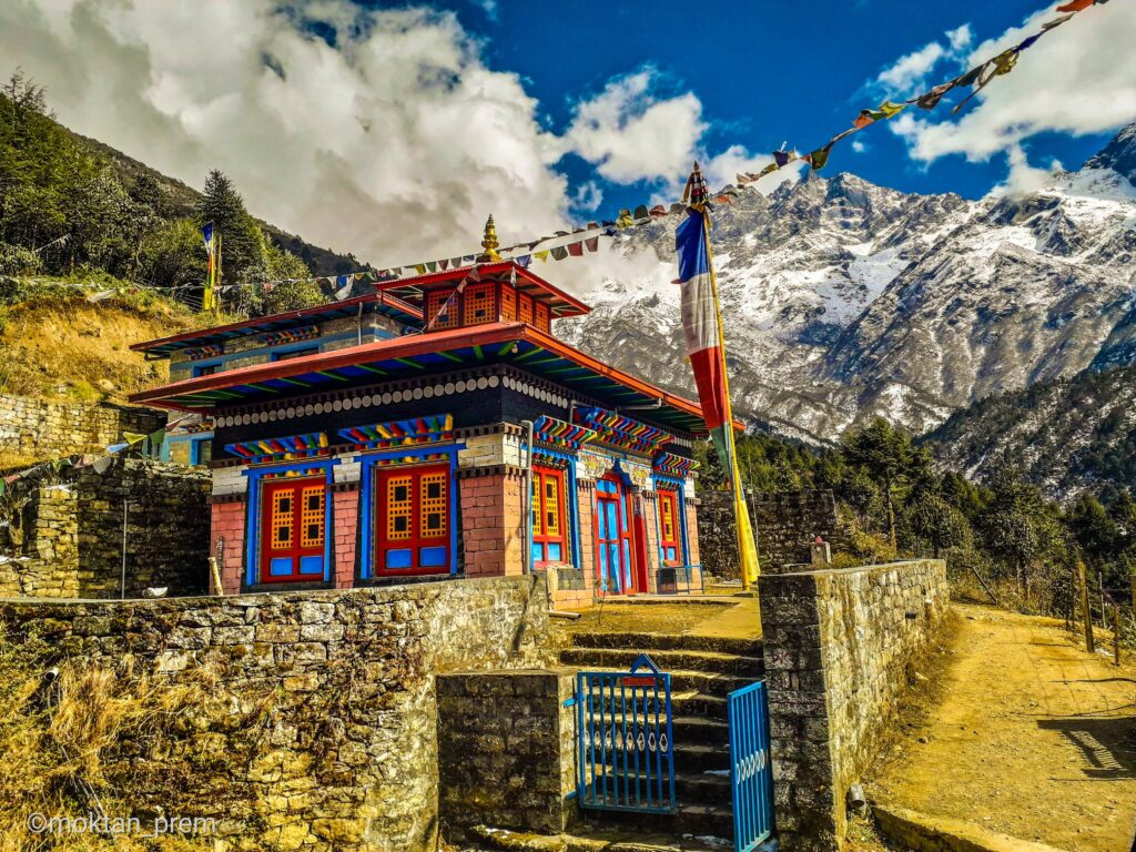 Everest Base Camp Trekking Route, Chaurikharka, Nepal